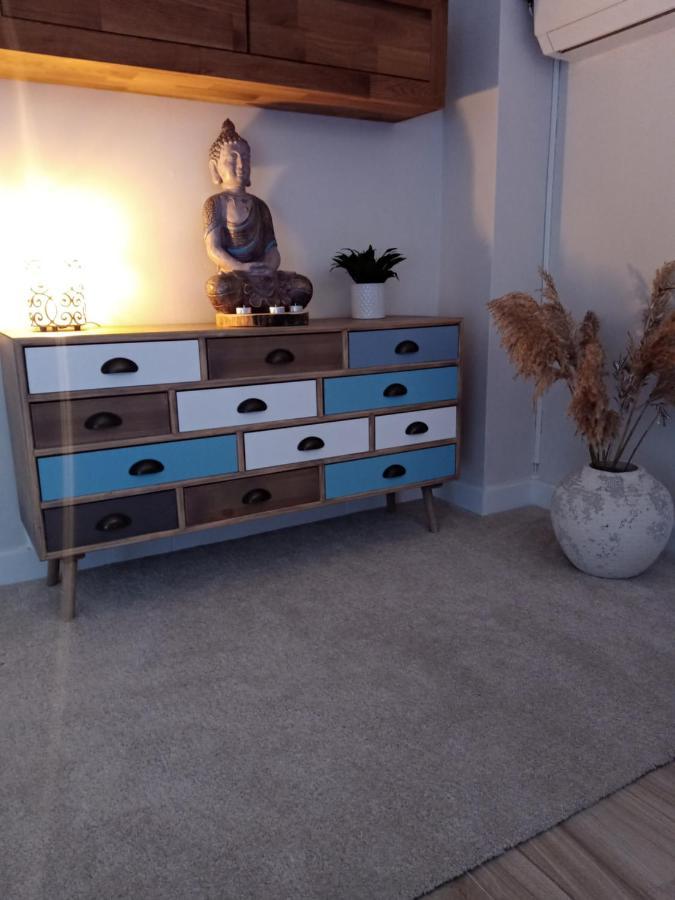 Estudio Jacuzzi Luz De Jerez